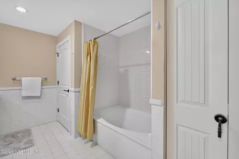 Bath - 955 Registry Blvd #216, Saint Augustine, FL 32092 photo 3 of 6