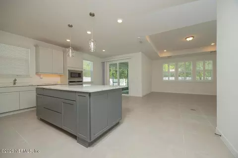 Living - 127 Shell Creek Ct, Saint Augustine, FL 32086 photo 1 of 6