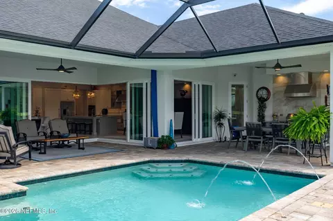 Exterior - 206 Aspinwall Pkwy, Saint Augustine, FL 32095 photo 8 of 20