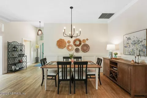 Dining - 640 Casa Fuerta Ln, Saint Augustine, FL 32080 photo 2 of 4