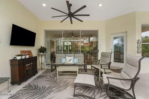 Exterior - 640 Casa Fuerta Ln, Saint Augustine, FL 32080 photo 4 of 9