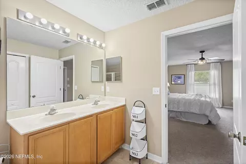Entry Way - 650 Wakeview Dr, Orange Park, FL 32065 photo 4 of 7