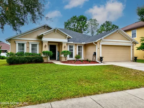 650 Wakeview Dr, Orange Park, FL 32065