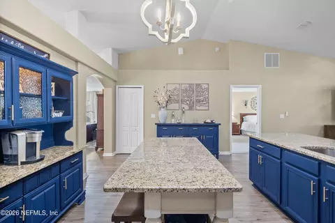 Kitchen - 650 Wakeview Dr, Orange Park, FL 32065 photo 9 of 9