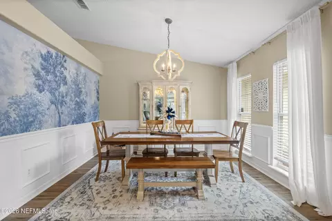 Dining - 650 Wakeview Dr, Orange Park, FL 32065 photo 3 of 3