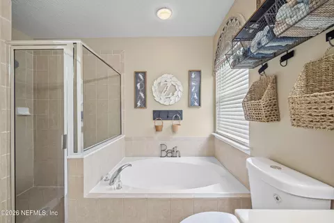 Bath - 650 Wakeview Dr, Orange Park, FL 32065 photo 1 of 3