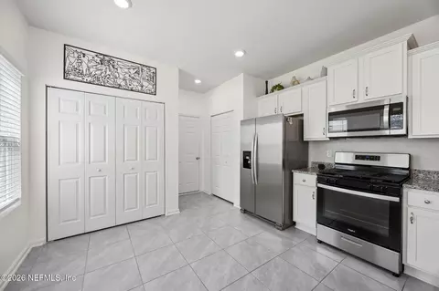 Entry Way - 102 Java Ln, Saint Augustine, FL 32092 photo 1 of 2