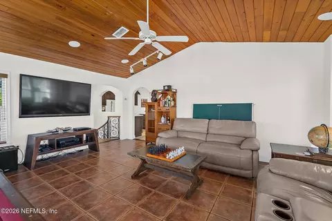Living - 8851 A1a S, Saint Augustine, FL 32080 photo 2 of 2
