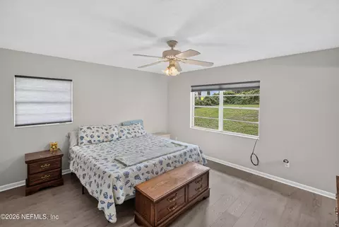 Bedroom - 359 SE 4th Ave, Melrose, FL 32666 photo 1 of 9