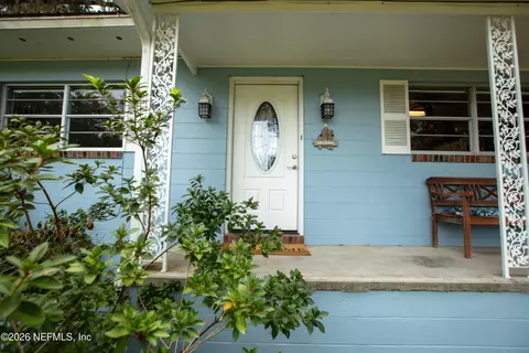 Exterior - 359 SE 4th Ave, Melrose, FL 32666 photo 10 of 10