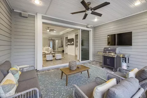 Exterior - 472 Hutchinson Ln, Saint Augustine, FL 32095 photo 6 of 23