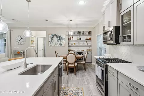 Kitchen - 472 Hutchinson Ln, Saint Augustine, FL 32095 photo 4 of 4