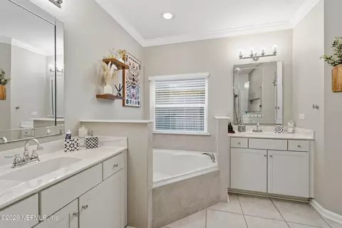 Bath - 472 Hutchinson Ln, Saint Augustine, FL 32095 photo 2 of 5