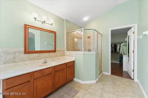 Bath - 880 E Red House Branch Rd, Saint Augustine, FL 32084 photo 4 of 5