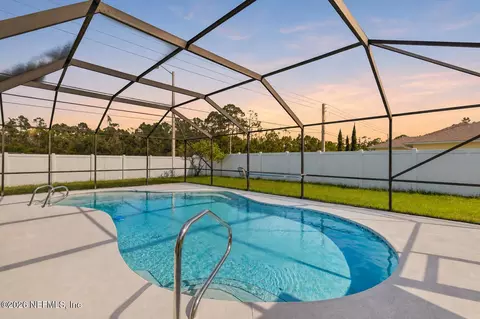 38 E Diamond Dr, Palm Coast, FL 32164