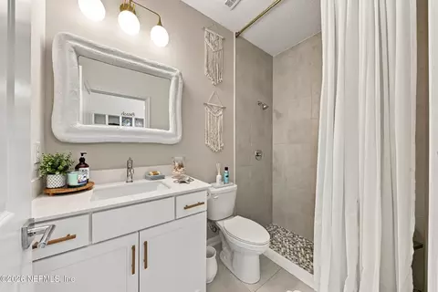 Bath - 1171 Brook Forest Dr, Saint Augustine, FL 32092 photo 1 of 7