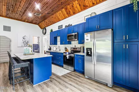Kitchen - 2900 Joe Ashton Rd, Saint Augustine, FL 32092 photo 9 of 12