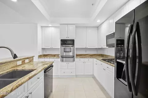 Kitchen - 355 N Shore Cir #1324, Saint Augustine, FL 32092 photo 2 of 3