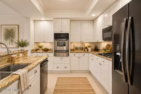 Kitchen - 355 N Shore Cir #1324, Saint Augustine, FL 32092 photo 1 of 3