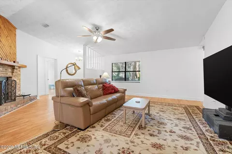 Living - 601 Prince Rd, Saint Augustine, FL 32086 photo 3 of 4