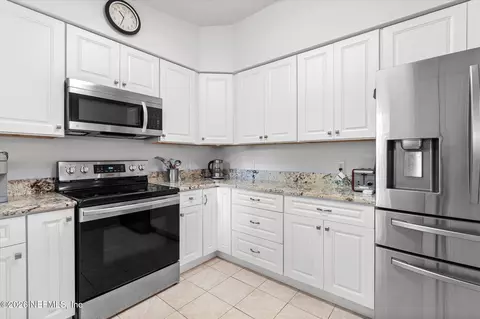 Kitchen - 601 Prince Rd, Saint Augustine, FL 32086 photo 4 of 5