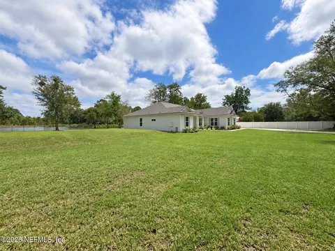 Exterior - 96336 Blackrock Rd, Yulee, FL 32097 photo 2 of 12