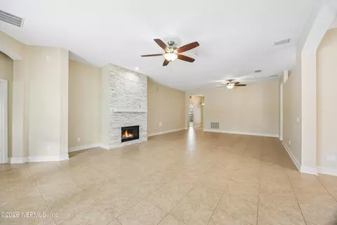 Living - 709 Flowers St, Saint Augustine, FL 32092 photo 2 of 5