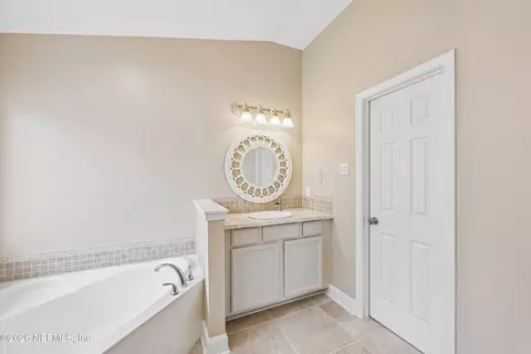 Bath - 709 Flowers St, Saint Augustine, FL 32092 photo 3 of 5