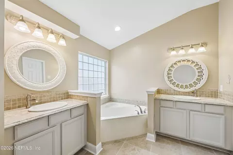 Bath - 709 Flowers St, Saint Augustine, FL 32092 photo 1 of 5
