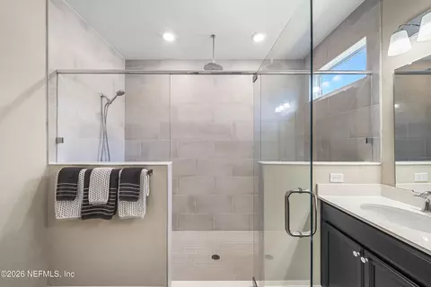 Bath - 75335 Hideaway Ct, Yulee, FL 32097 photo 2 of 4