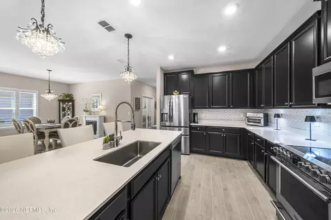 Kitchen - 75335 Hideaway Ct, Yulee, FL 32097 photo 3 of 6
