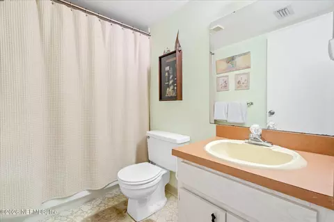 Bath - 34 Veronese Ct, Saint Augustine, FL 32086 photo 1 of 2