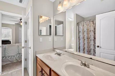 Bath - 620 Battersea Dr, Saint Augustine, FL 32095 photo 4 of 5