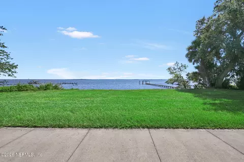 View/Area - 806 River Rd, Orange Park, FL 32073 photo 2 of 14