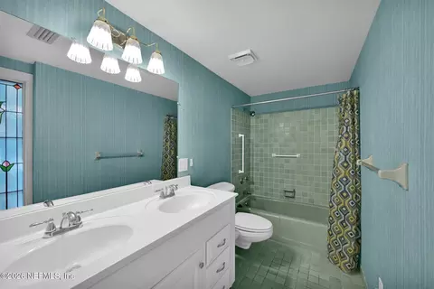 Bath - 806 River Rd, Orange Park, FL 32073 photo 1 of 4