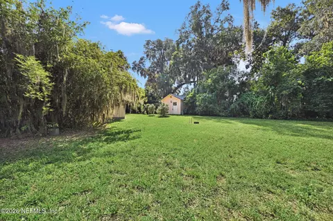 Exterior - 806 River Rd, Orange Park, FL 32073 photo 20 of 22
