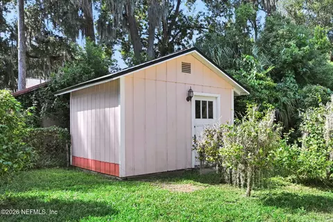 Exterior - 806 River Rd, Orange Park, FL 32073 photo 12 of 22