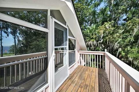 Exterior - 806 River Rd, Orange Park, FL 32073 photo 10 of 22