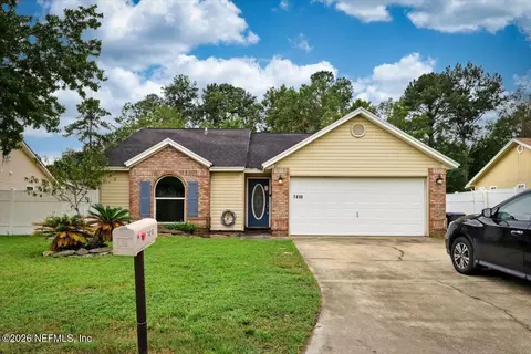 7410 Sweet Rose Ln, Jacksonville, FL 32244