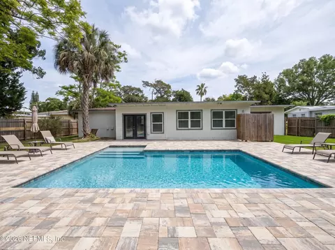 Exterior - 25 Coquina Ave, Saint Augustine, FL 32080 photo 12 of 13