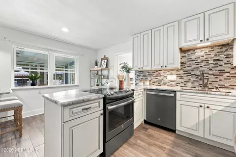 Kitchen - 3467 Eunice Rd, Jacksonville, FL 32250 photo 3 of 5