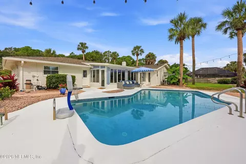 Exterior - 3467 Eunice Rd, Jacksonville, FL 32250 photo 6 of 10