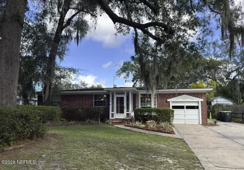 8633 Emerald Isle Cir S, Jacksonville, FL 32216