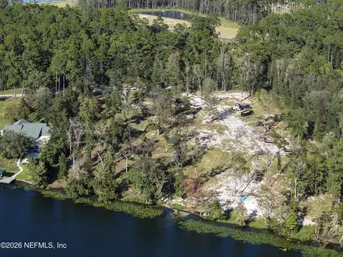 240 Lake Asbury Dr, Green Cove Springs, FL 32043