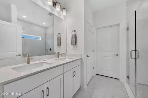 Bath - 249 Twilight Ln, Saint Augustine, FL 32095 photo 3 of 4