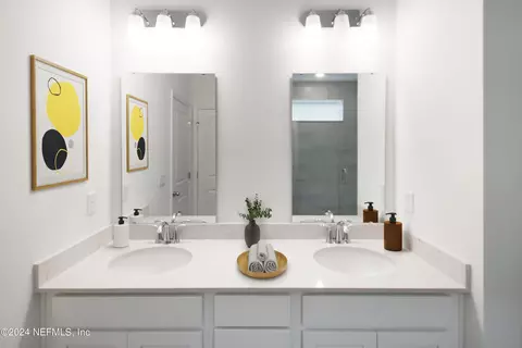 Bath - 202 Superior Blvd, Saint Augustine, FL 32092 photo 2 of 2