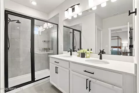 Bath - 9811 Element Rd, Jacksonville, FL 32256 photo 1 of 3