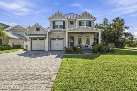 2040 Waterway Island Ln, Jacksonville Beach, FL 32250