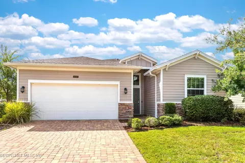 16187 Blossom Lake Dr, Jacksonville, FL 32218