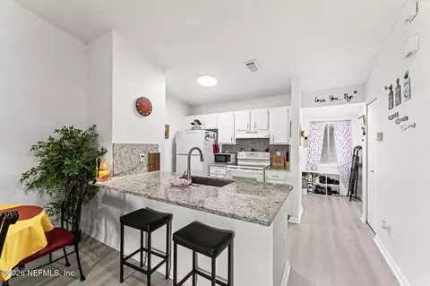 3270 Ricky Dr #1302, Jacksonville, FL 32223